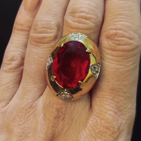 Vintage 1980s Oversized Gold, Ruby & Diamond Cocktail Ring-7 - Picture 3 of 7